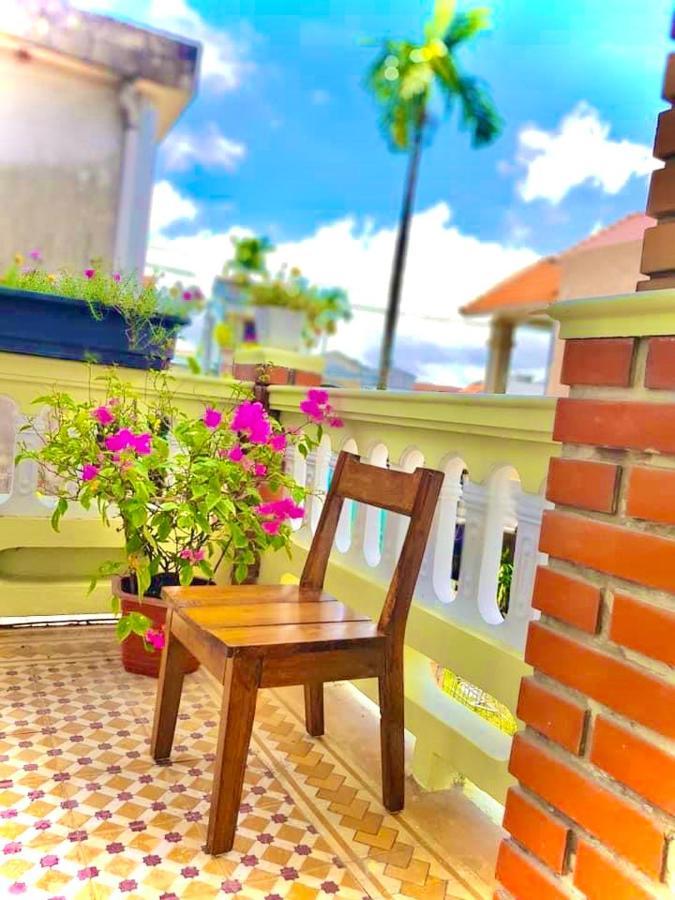 Hidden Hue Homestay Exterior photo